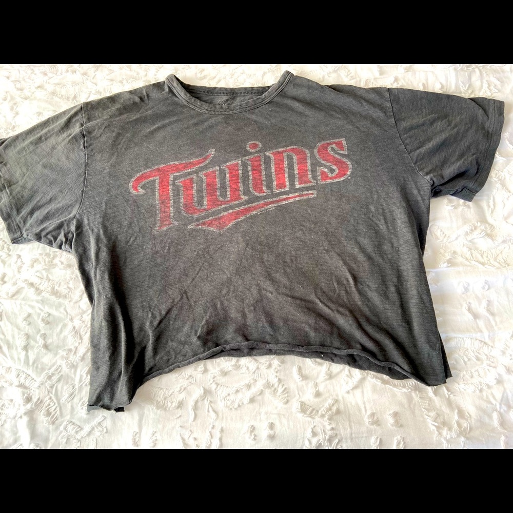 minnesota twins cropped tee